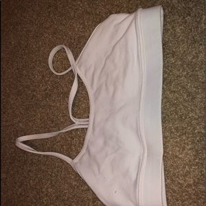 sports bra